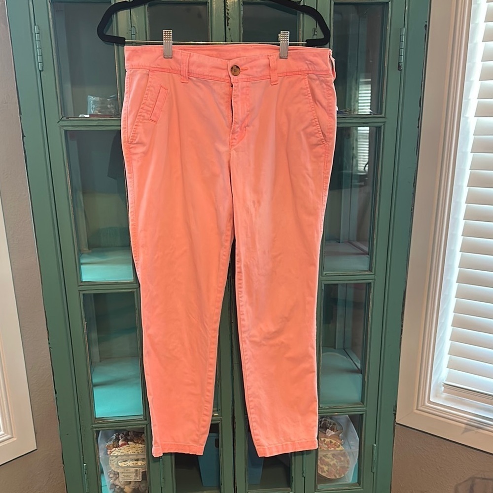 Old Navy Women's Pink Cropped Straight Leg Chino